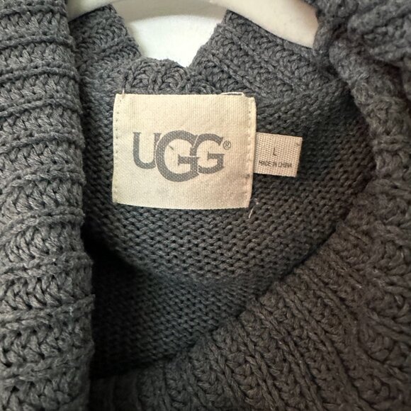 Oversized Grey UGG Cowl Neck Sweater Womens Large - Picture 3 of 5